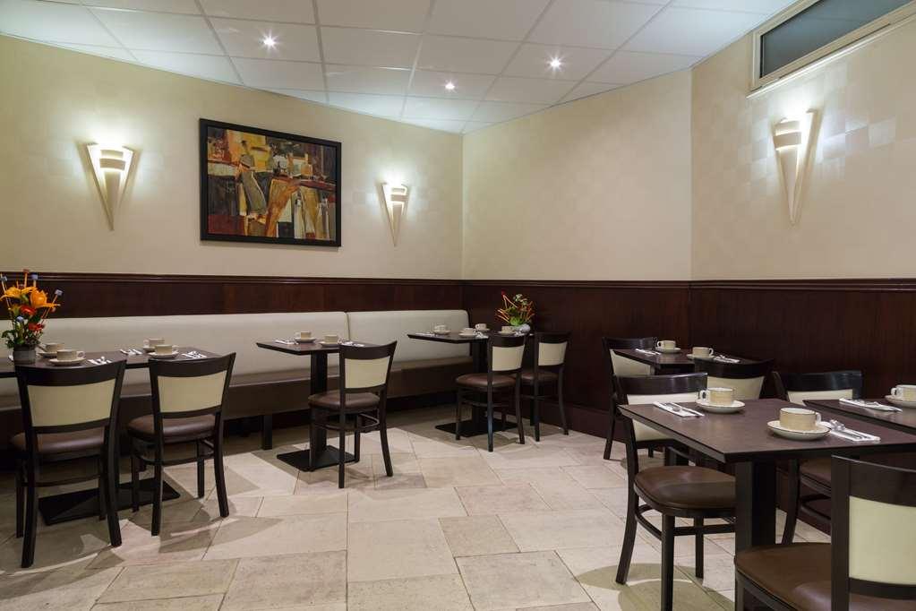 The Originals City, Hotel Du Chateau, 폰티비 시설 사진