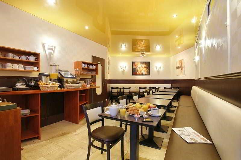 The Originals City, Hotel Du Chateau, 폰티비 외부 사진