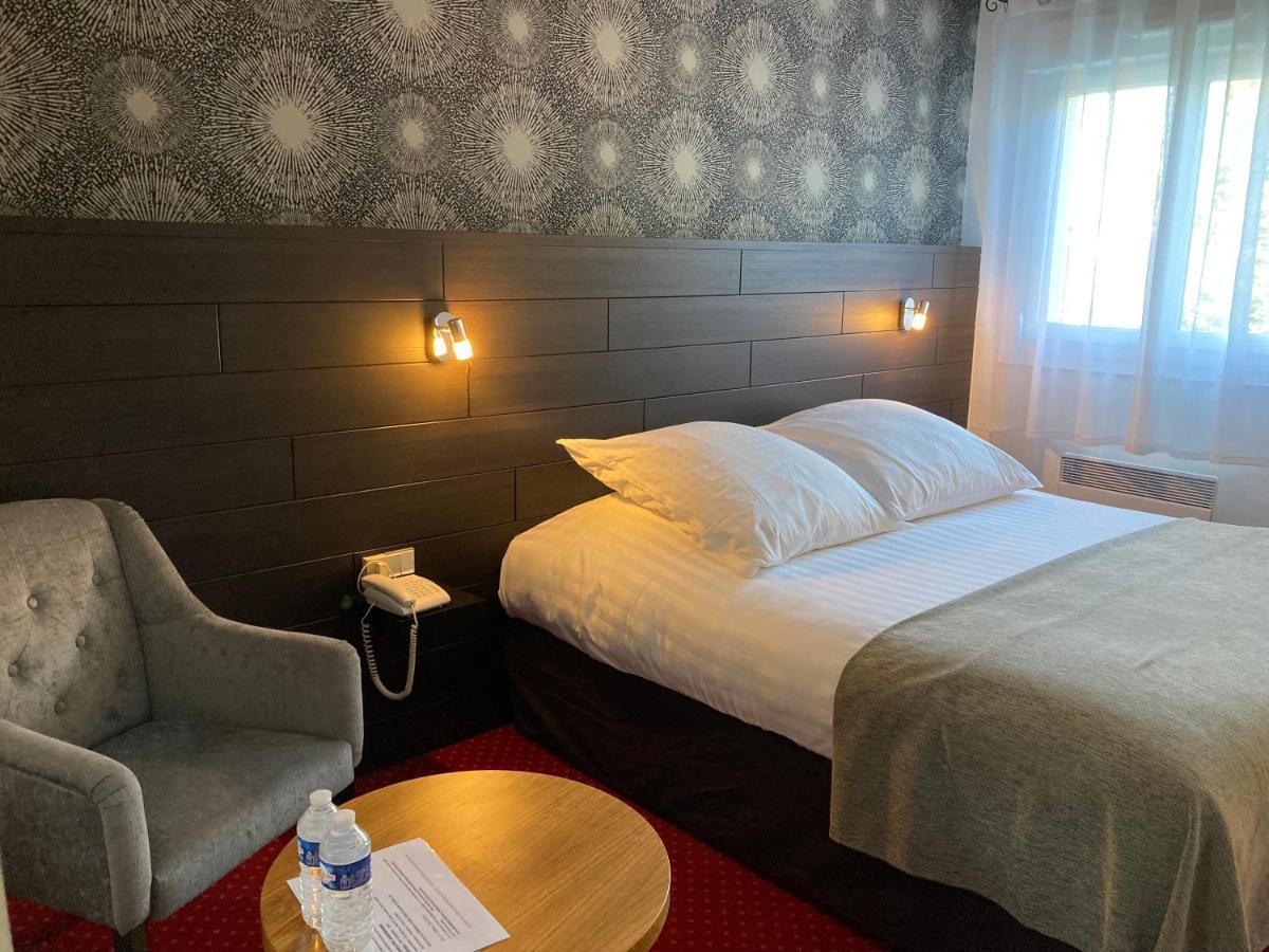 The Originals City, Hotel Du Chateau, 폰티비 외부 사진
