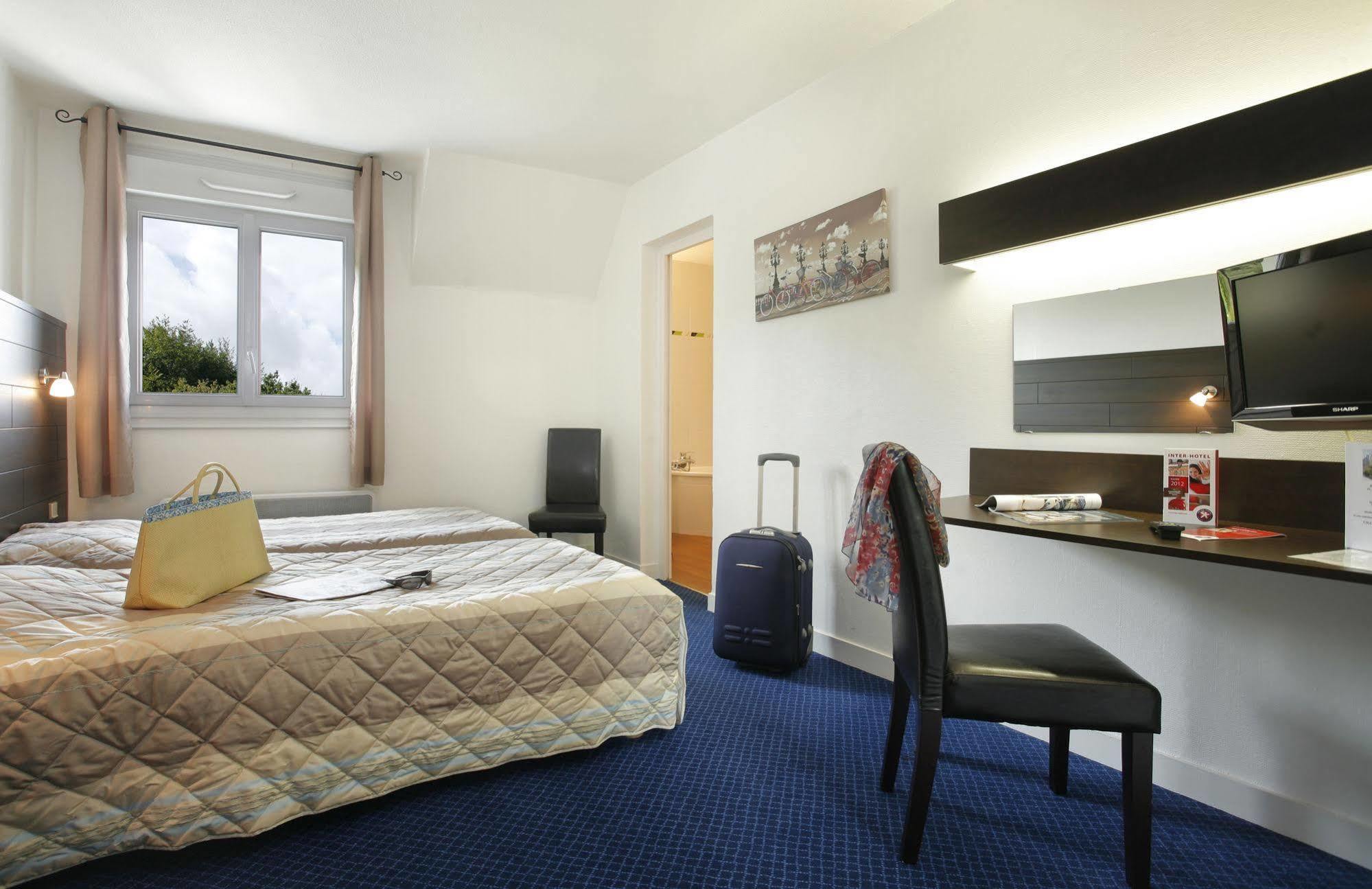 The Originals City, Hotel Du Chateau, 폰티비 외부 사진