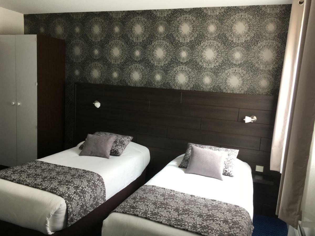 The Originals City, Hotel Du Chateau, 폰티비 외부 사진